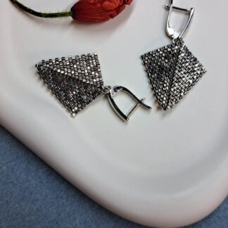 Handmade geometric platinum color drop earrings